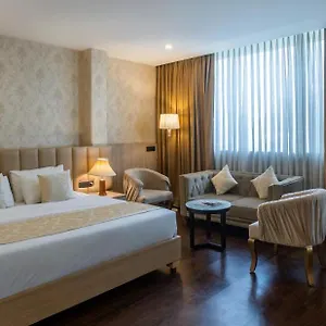 The Woodbury Hotel
