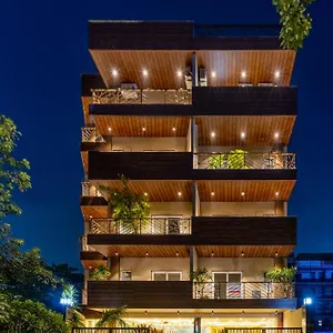 Kyomi Service Aparthotel