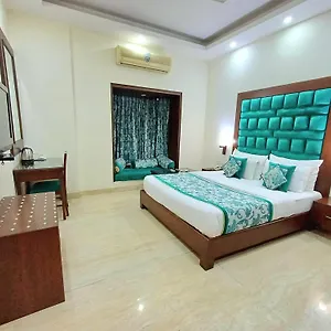 Hotel Siris 18, Gurgaon